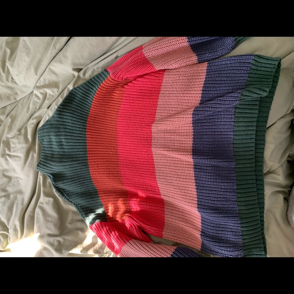AMERICAN EAGLE MOCKNECK SWEATER